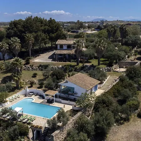 Villa Retreat With Private Pool And Mesmerizing Sea View Parrinello